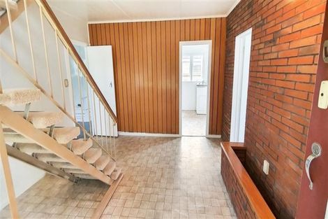 Photo of property in 80 Te Atatu Road, Te Atatu South, Auckland, 0610