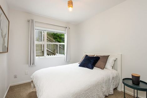 Photo of property in 3b Anderson Terrace, Mount Cook, Wellington, 6021