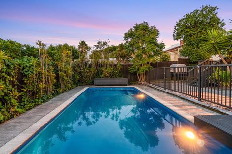 Photo of property in 15 Wellpark Avenue, Grey Lynn, Auckland, 1021