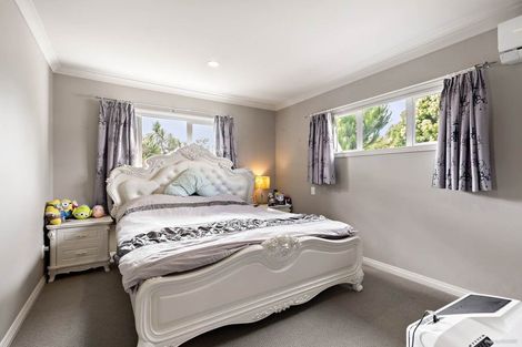 Photo of property in 416 West Coast Road, Glen Eden, Auckland, 0602