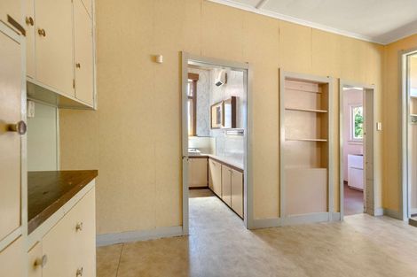 Photo of property in 2 Caius Avenue, Gonville, Whanganui, 4501