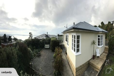 Photo of property in 5 The Rise, Mount Pleasant, Christchurch, 8081