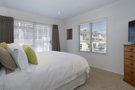 Photo of property in 3/45 Marine Parade, Mount Maunganui, 3116