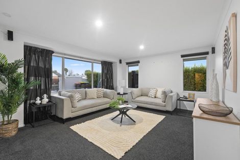 Photo of property in 24 James Drive, Woodend, 7610