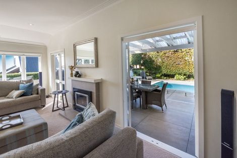 Photo of property in 1/11a Hauraki Road, Hauraki, Auckland, 0622