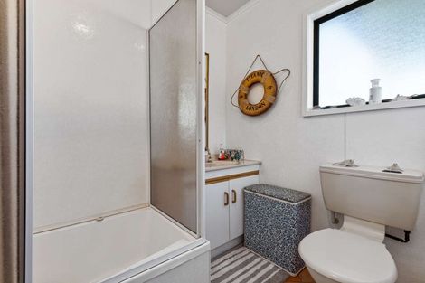 Photo of property in 63 Hauraki Road, Orongo, Thames, 3574