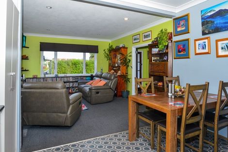 Photo of property in 1012 Heretaunga Street East, Parkvale, Hastings, 4122