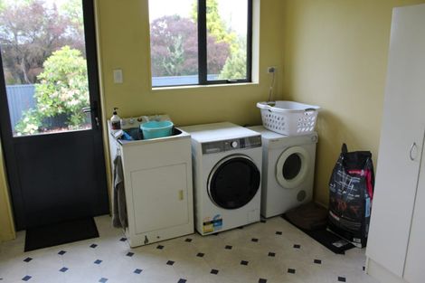 Photo of property in 4 Sunninghurst Drive, Fairfield, Dunedin, 9018