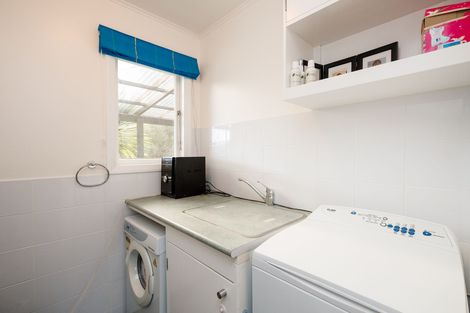 Photo of property in 18 Catlins Crescent, Milson, Palmerston North, 4414