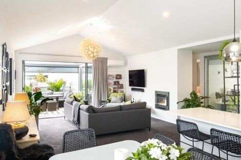 Photo of property in 11 Macaulay Street, Ahuriri, Napier, 4110