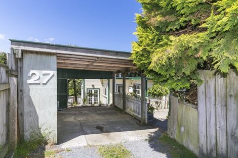 Photo of property in 27 Monowai Road, Johnsonville, Wellington, 6037