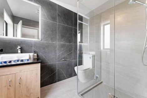 Photo of property in 7 Lawson Creek Street, Massey, Auckland, 0614