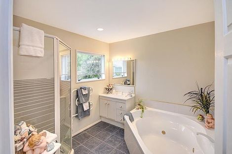 Photo of property in 4 Harbour Heights, Waverley, Dunedin, 9013