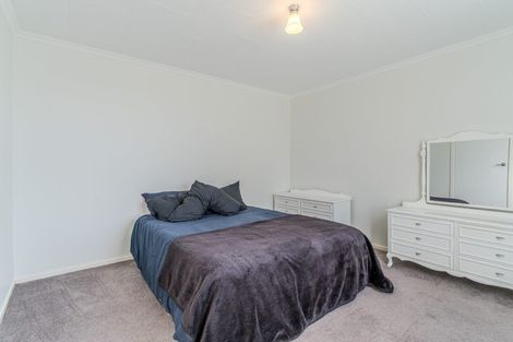 Photo of property in 2 Queen Street, Milton, 9220