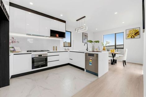 Photo of property in 12 Elevation Street, Flat Bush, Auckland, 2019