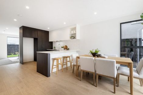 Photo of property in 24 Rauawa Lane, Hobsonville, 0616
