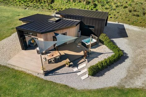 Photo of property in 362 Tucker Beach Road, Queenstown Hill, Queenstown, 9371