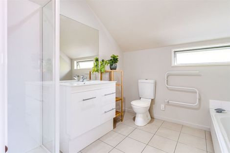 Photo of property in 39a Lyndon Street, Riccarton, Christchurch, 8041