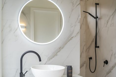 Photo of property in 5 Helm Place, Whitby, Porirua, 5024