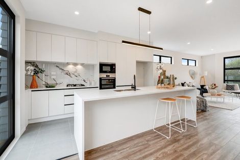 Photo of property in 12 Pleasant Way, Matakatia, Whangaparaoa, 0930