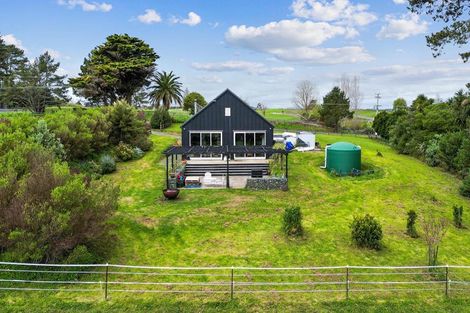 Photo of property in 42 Boyd Road, Clarks Beach, Pukekohe, 2679