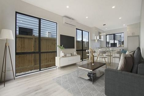 Photo of property in 110 Bellbird Street, Papakura, 2110