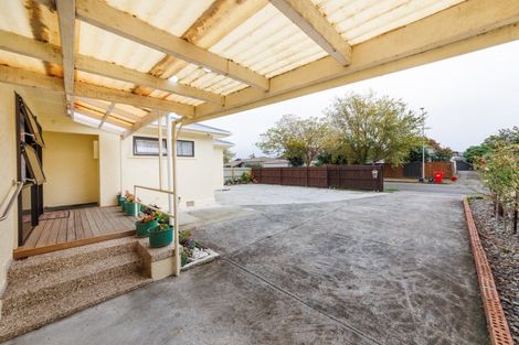 Photo of property in 43 Richmond Avenue, Takaro, Palmerston North, 4410