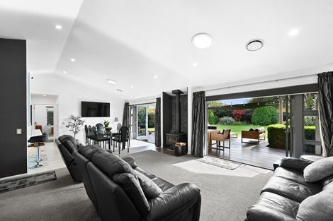 Photo of property in 15 Lissette Road, Newstead, Hamilton, 3286