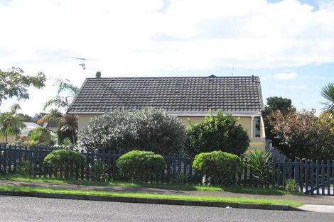 Photo of property in 2/134 Bucklands Beach Road, Bucklands Beach, Auckland, 2012