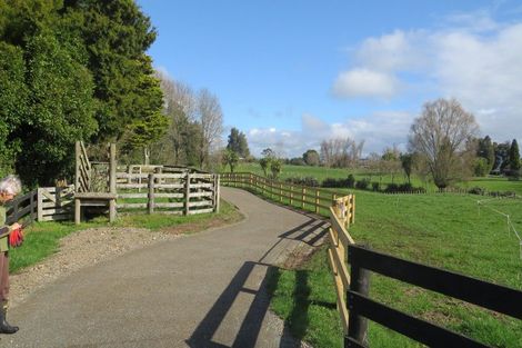 Photo of property in 168 West Road, Kaukapakapa, 0873