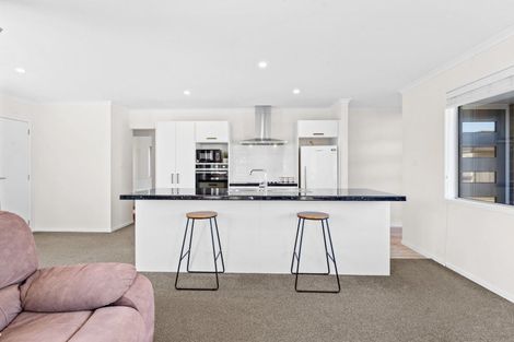 Photo of property in 10 Kanapa Close, Papamoa, 3118