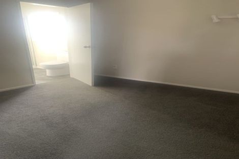 Photo of property in 8 First Avenue, Glenbrook, 2681