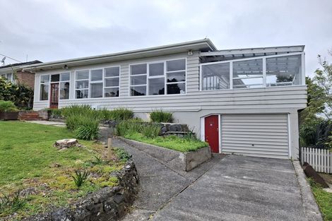 Photo of property in 105 Campbell Road, One Tree Hill, Auckland, 1061