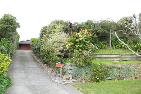Photo of property in 14 Kahu Road, Otaihanga, Paraparaumu, 5036