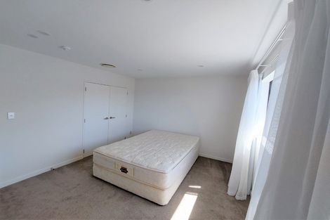 Photo of property in 7 Lilac Lane, Oteha, Auckland, 0632