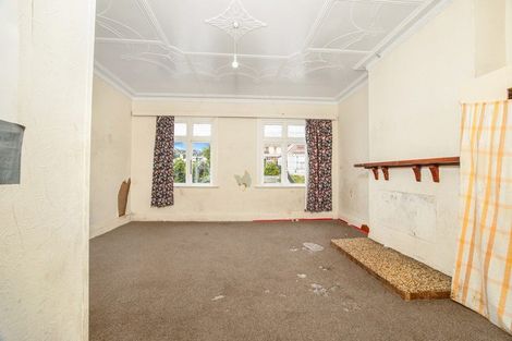 Photo of property in 372 South Road, Caversham, Dunedin, 9012