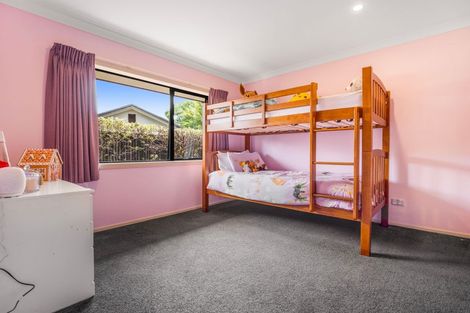 Photo of property in 22 Winslow Court, Huntington, Hamilton, 3210