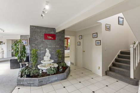 Photo of property in 11 Oakwood Grove, Paraparaumu Beach, Paraparaumu, 5032