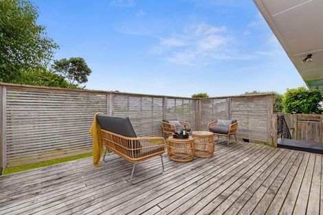 Photo of property in 4/32 Wicklow Road, Narrow Neck, Auckland, 0622