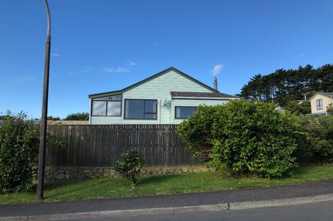 Photo of property in 133 Mark Avenue, Grenada Village, Wellington, 6037