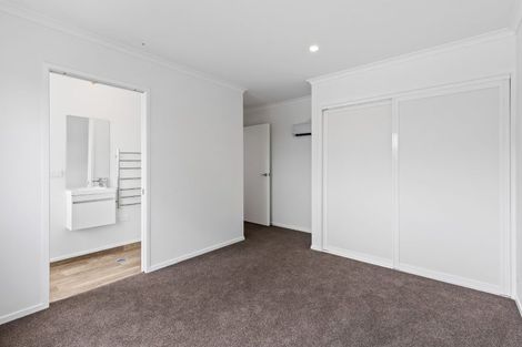 Photo of property in 500b Te Atatu Road, Te Atatu Peninsula, Auckland, 0610