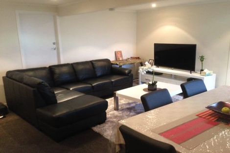 Photo of property in 139 Luckens Road, West Harbour, Auckland, 0618