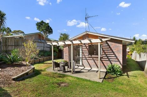 Photo of property in 12b Relko Crescent, Torbay, Auckland, 0630