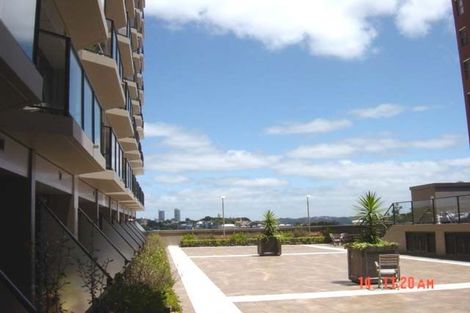 Photo of property in The Imperial Gardens Apartments, 512/135 Hobson Street, Auckland Central, Auckland, 1010