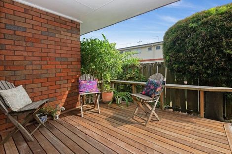 Photo of property in 3/107 Moore Street, Howick, Auckland, 2014