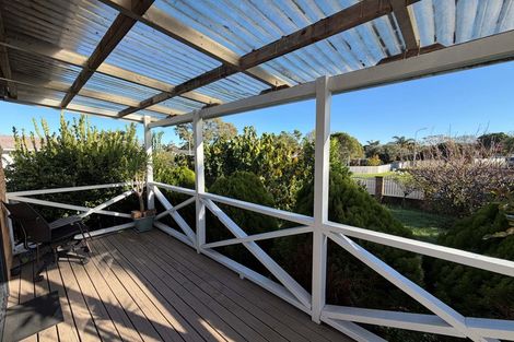 Photo of property in 23 Hyperion Drive, Randwick Park, Auckland, 2105