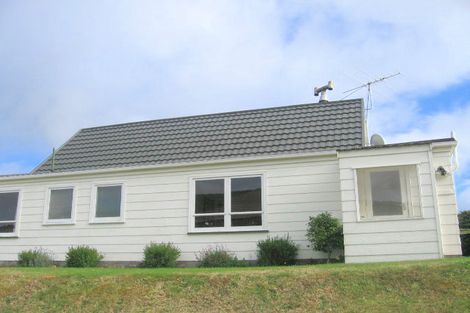 Photo of property in 40 Parklands Drive, Karori, Wellington, 6012