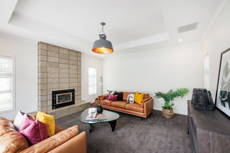 Photo of property in 1 Montgomery Terrace, Hokowhitu, Palmerston North, 4410