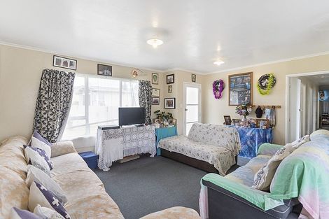 Photo of property in 94 Zelda Avenue, Clover Park, Auckland, 2023