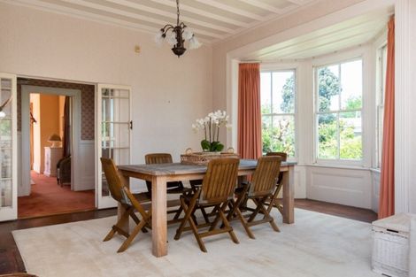 Photo of property in 14 Cameron Road, Bluff Hill, Napier, 4110